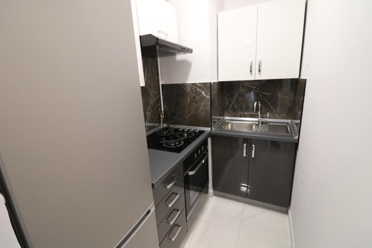 Sneky Apartment Pula Bagian luar foto